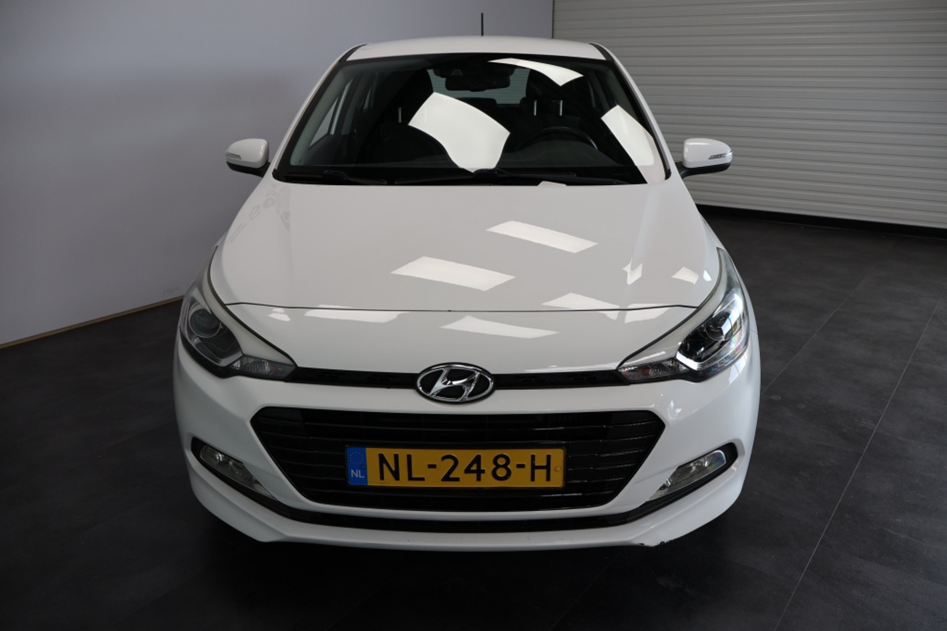 46330060-1.jpg