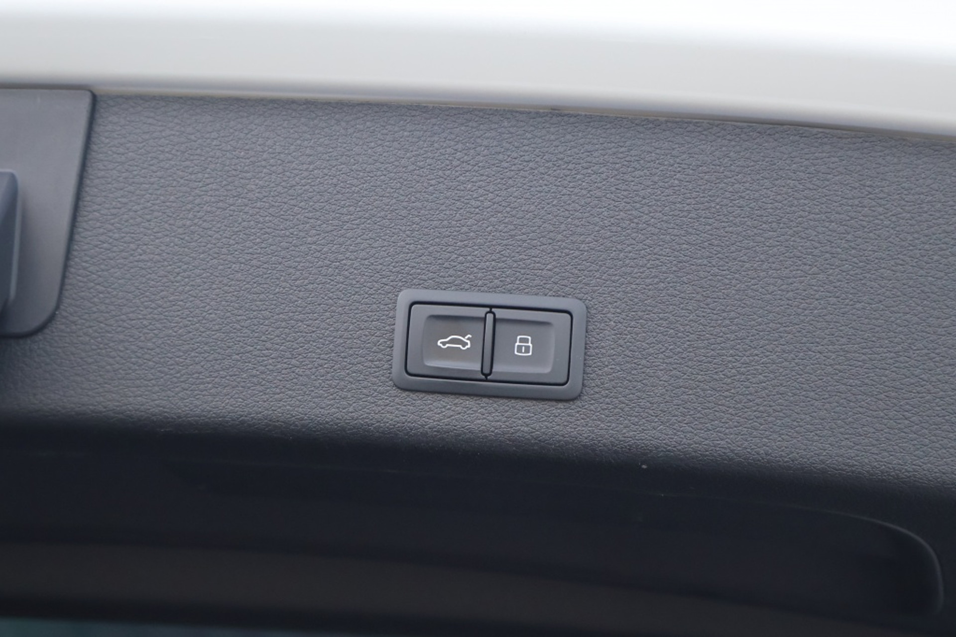 47768980-34.jpg