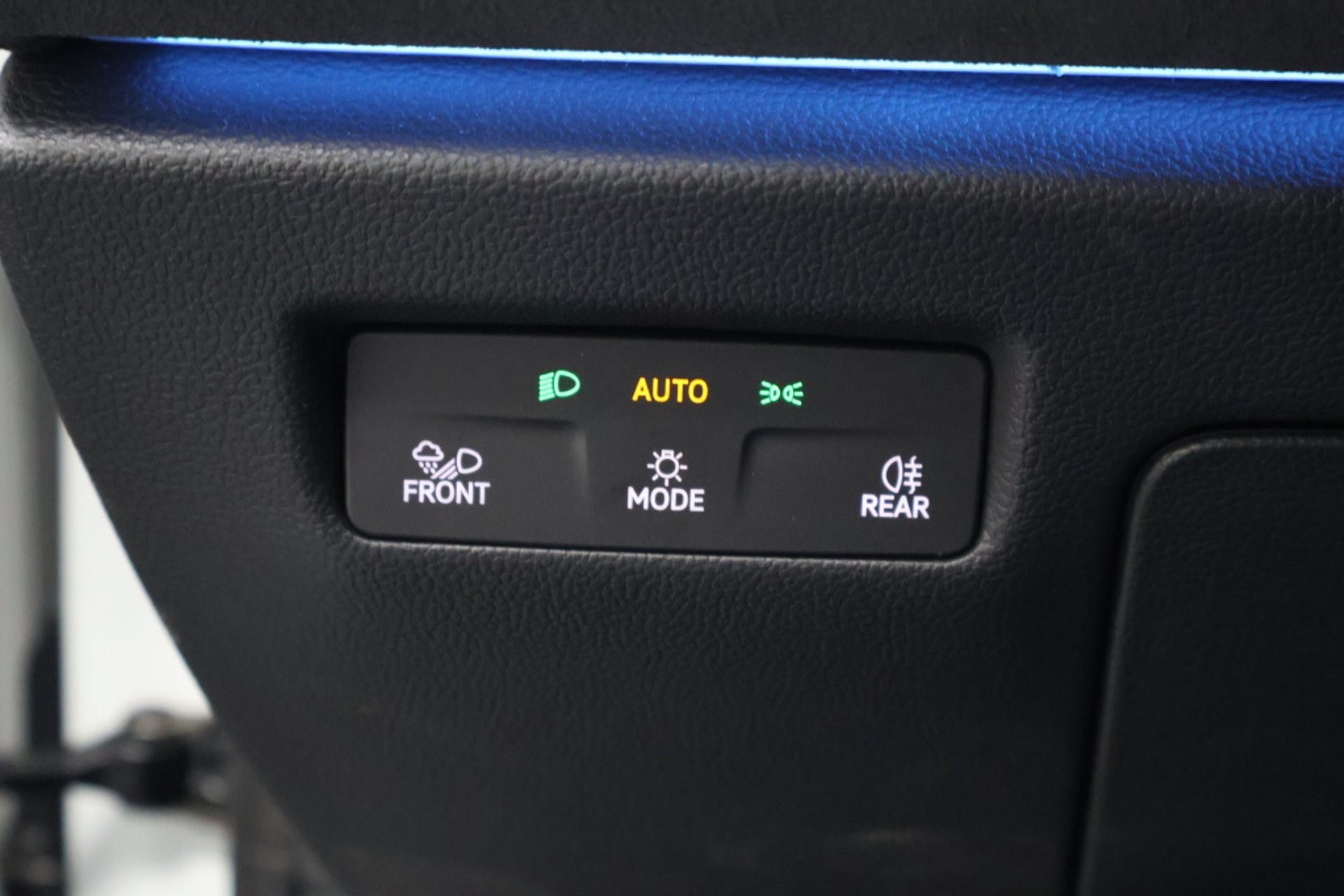 48687564-8.jpg